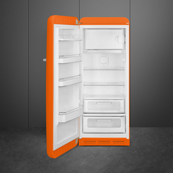 Холодильник Smeg FAB28LOR6 в магазине «На диване» в Омске  — Выгодная цена