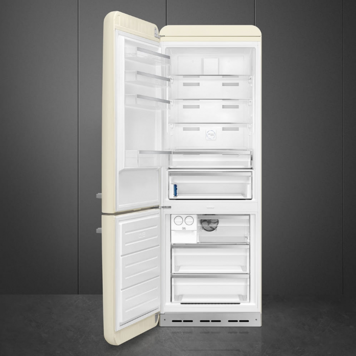 Холодильник Smeg FAB38LCR5 в магазине «На диване» в Омске  — Выгодная цена