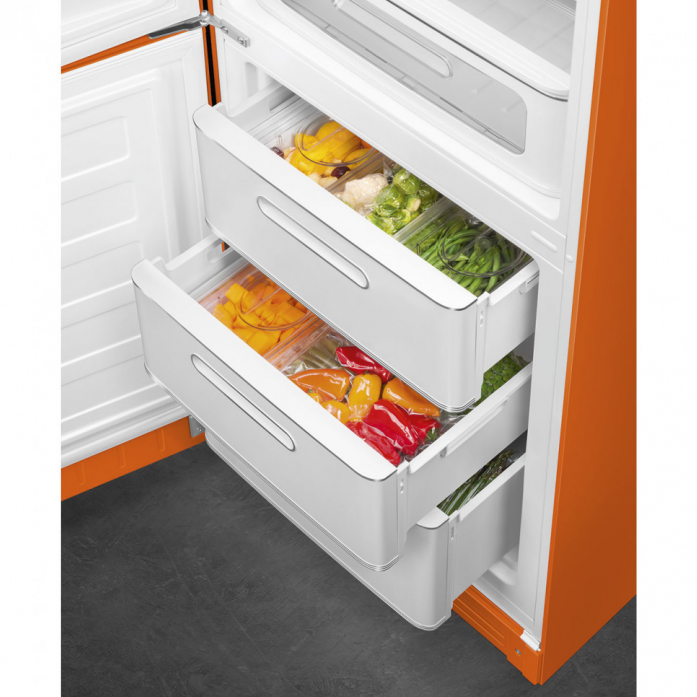 Холодильник Smeg FAB32LOR6 в магазине «На диване» в Омске  — Выгодная цена