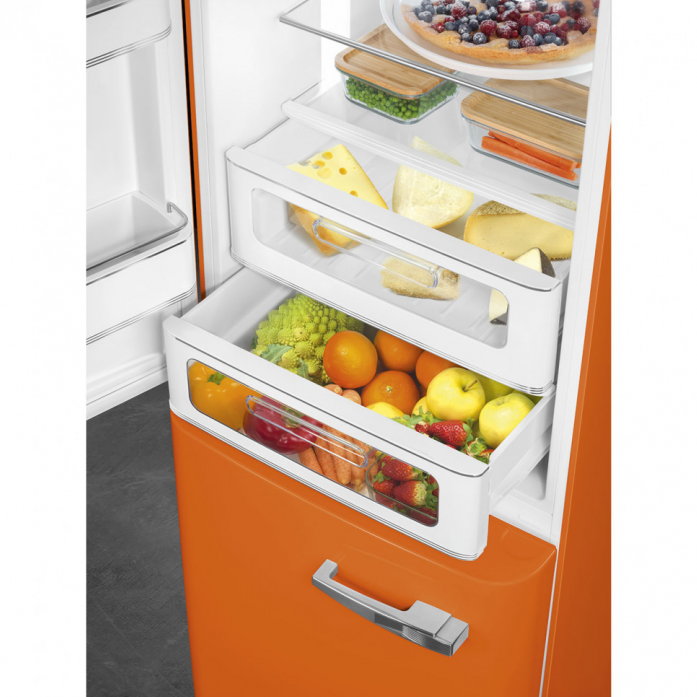 Холодильник Smeg FAB32LOR6 в магазине «На диване» в Омске  — Выгодная цена