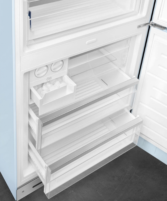 Холодильник Smeg FAB38RPB5 в магазине «На диване» в Омске  — Выгодная цена