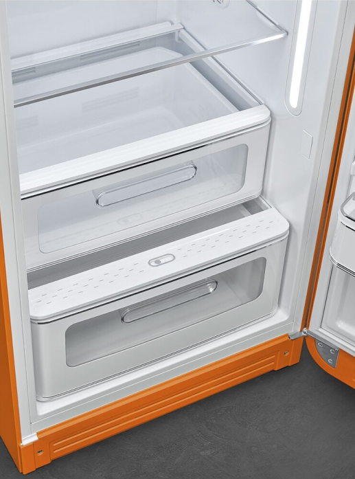 Холодильник Smeg FAB28ROR6 в магазине «На диване» в Омске  — Выгодная цена