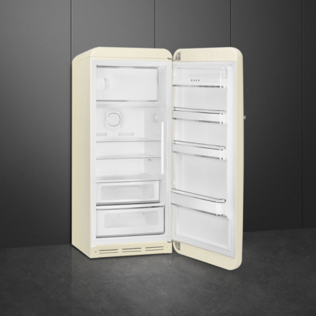 Холодильник Smeg FAB28RCR6 в магазине «На диване» в Омске  — Выгодная цена